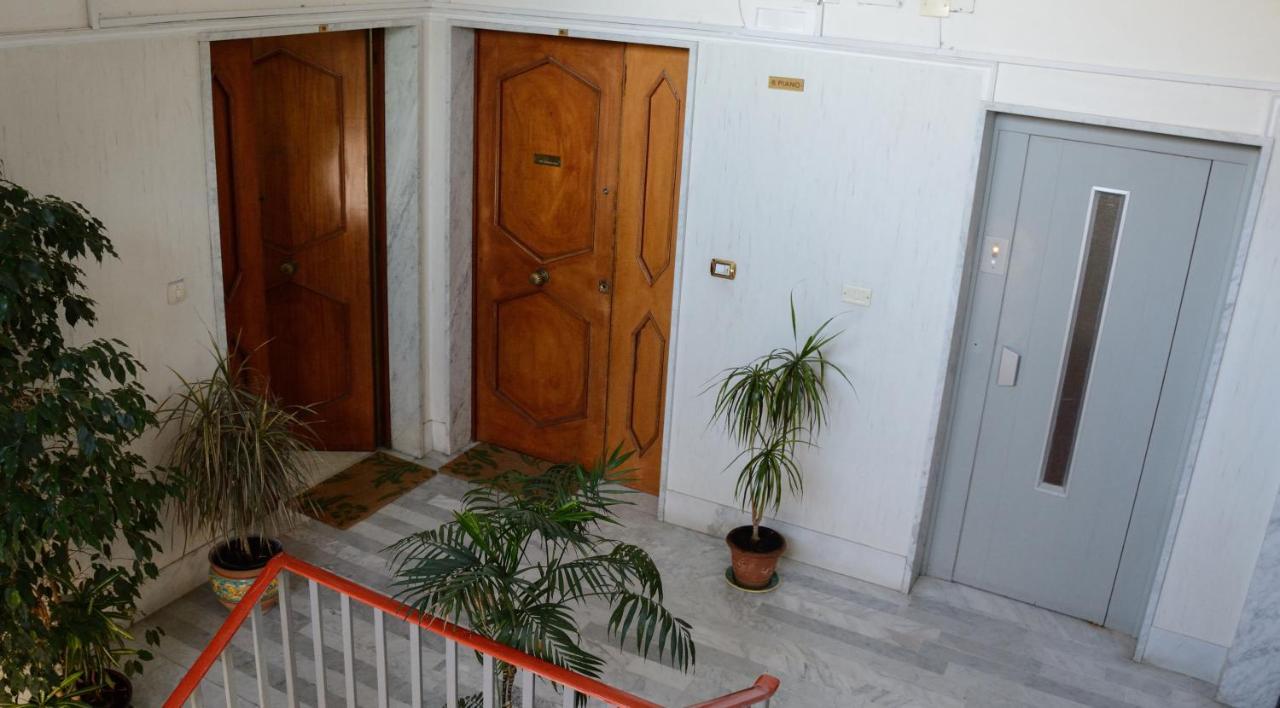 Residenza Margherita - Centralissima Salernes Extérieur photo