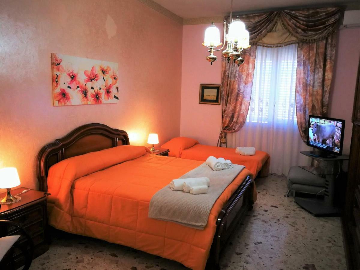 Residenza Margherita - Centralissima Salernes Extérieur photo
